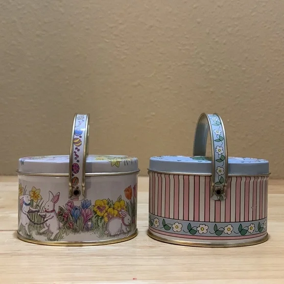 Small Easter tins with lids and handles. bunnies, Van Duyn chocolates. - Picture 12 of 16